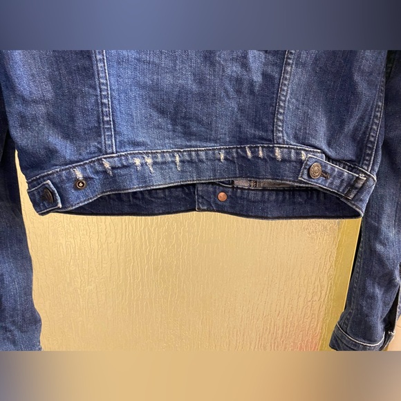 7 For All Mankind Denim Jean Jacket NWOT Size L Snap Closure - Picture 14 of 14